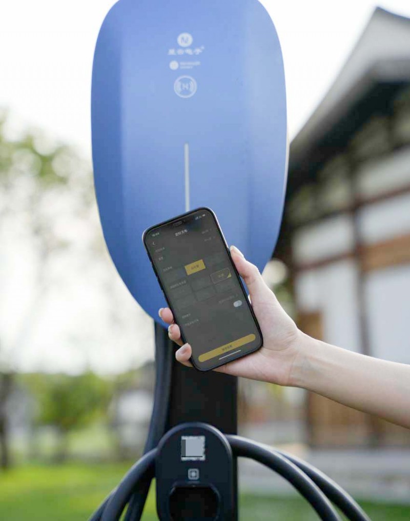 问界 M8 车主必看！星云 NIC OS 系列充电桩推荐理由全解析