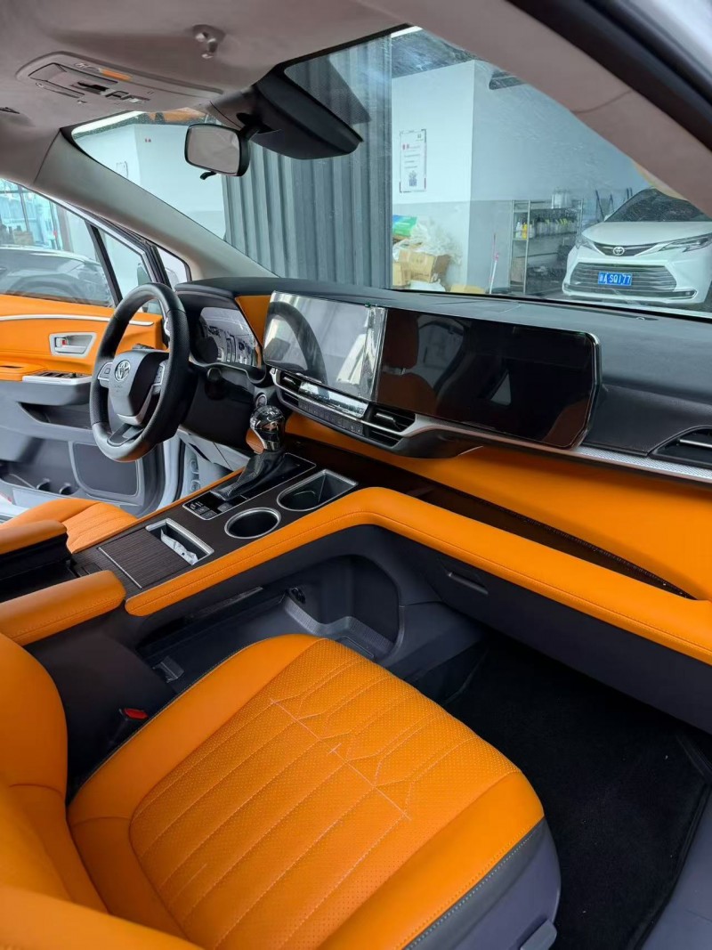 沈阳鑫飞扬汽车改装：您身边的MPV商务车商务车升级专家